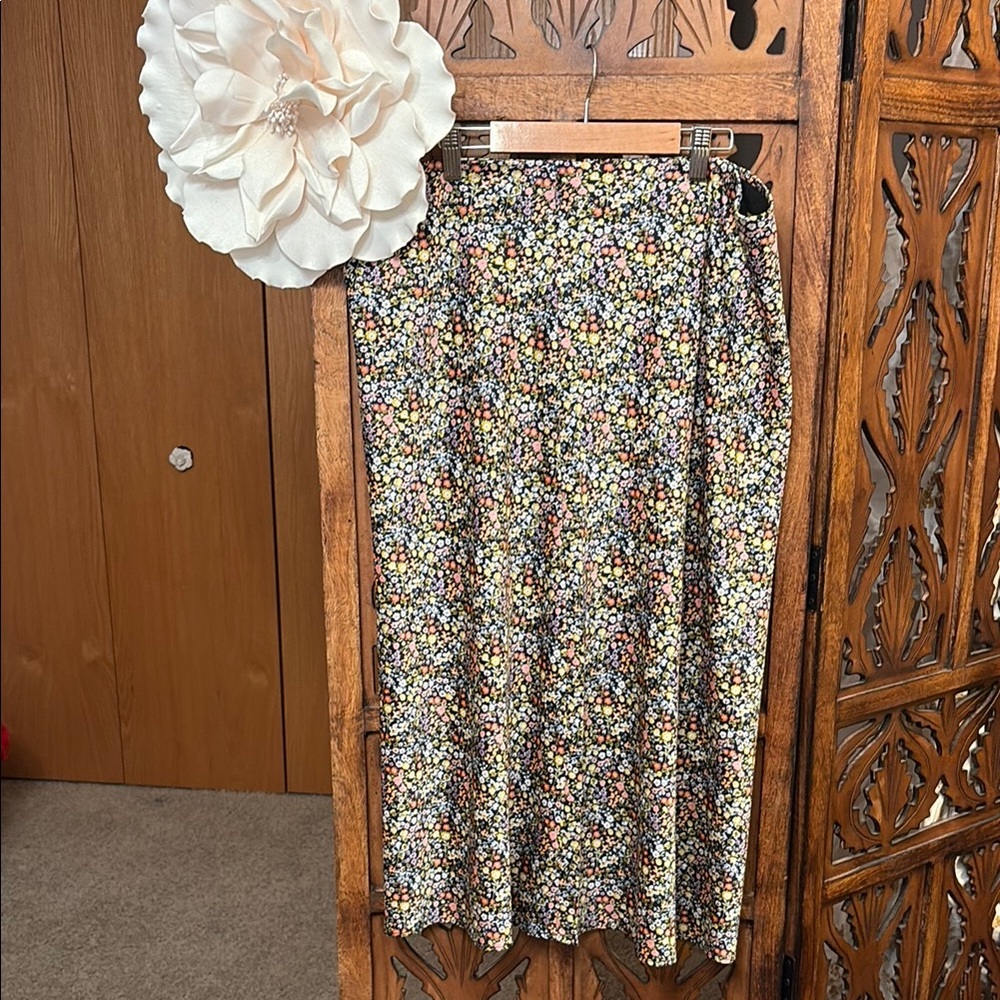 LOFT  Floral Midi Skirt